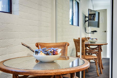 Allambi Holiday Apartments - Holiday Cairns 31