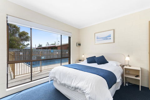 Allambi Holiday Apartments - Holiday Cairns 4