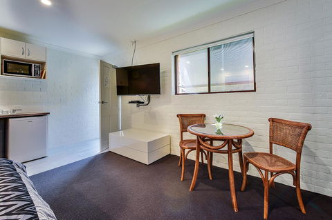 Allambi Holiday Apartments - Holiday Cairns 27