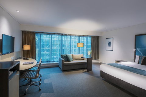 Novotel Melbourne On Collins - Holiday Cairns 1