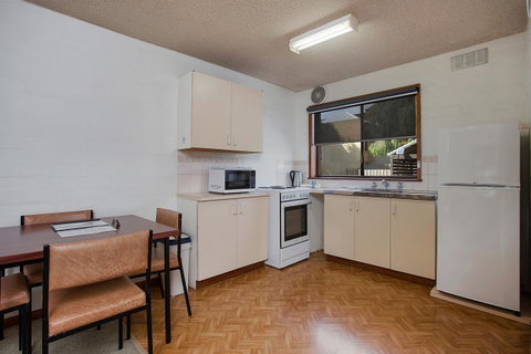 Eastern Beach Holiday Units - Holiday Cairns 3