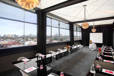The Cullen Melbourne - Art Series - Holiday Cairns 25