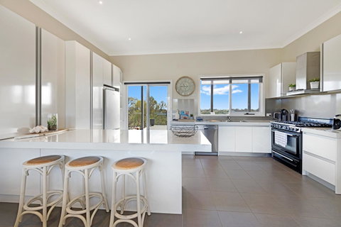 Beachside House - Holiday Cairns 7