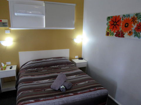 The Highlander Motel - 24HR Check In - Holiday Cairns 14