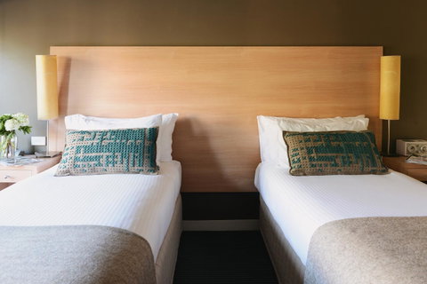 Saint Kilda Beach Hotel - Formerly Rydges St Kilda - Holiday Cairns 8
