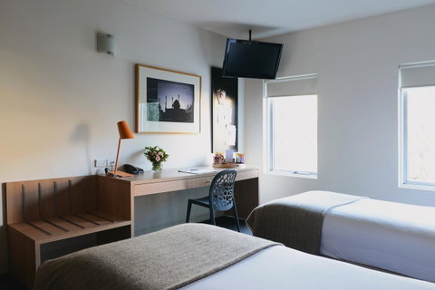 Saint Kilda Beach Hotel - Formerly Rydges St Kilda - Holiday Cairns 13