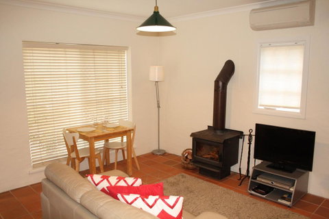 Merrimeet Cottages - Holiday Cairns 24