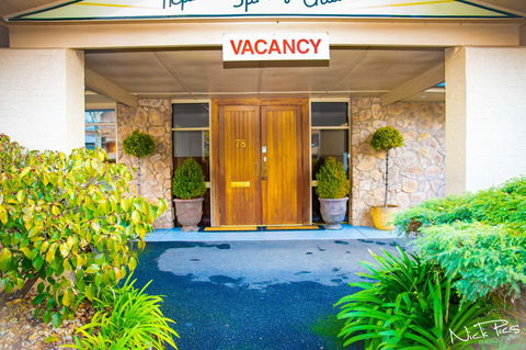 Amara Springs Guest House - Holiday Cairns 6