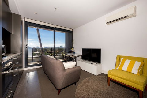 Amazing Accommodations : South Yarra - Holiday Cairns 27