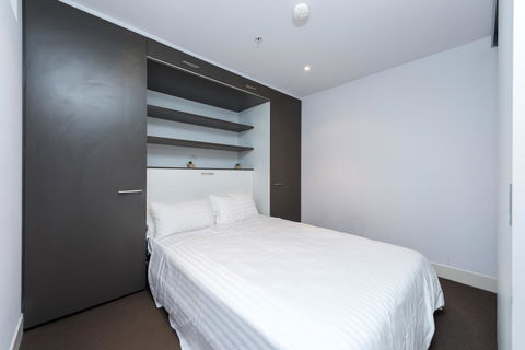 Amazing Accommodations : South Yarra - Holiday Cairns 40