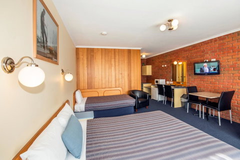 Torquay Tropicana Motel - Holiday Cairns 27