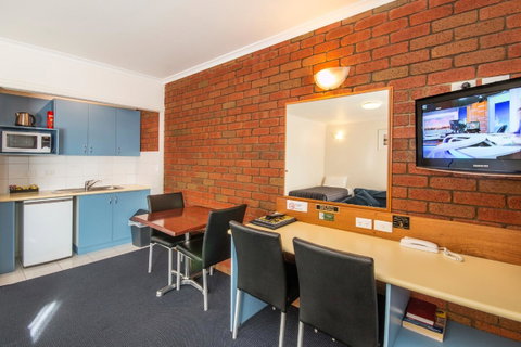 Torquay Tropicana Motel - Holiday Cairns 22