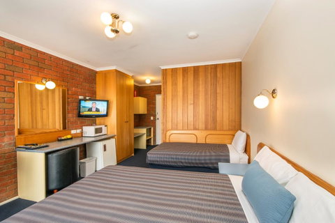 Torquay Tropicana Motel - Holiday Cairns 25