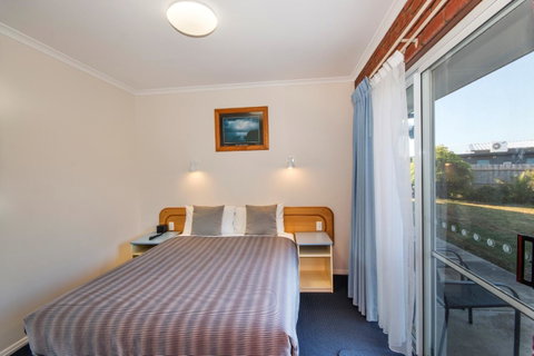 Torquay Tropicana Motel - Holiday Cairns 20