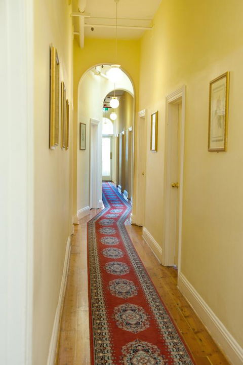 Hotel Claremont Guest House - Holiday Cairns 2