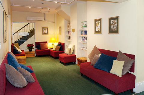 Hotel Claremont Guest House - Holiday Cairns 17