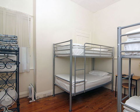 Hotel Claremont Guest House - Holiday Cairns 26