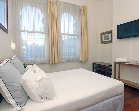 Hotel Claremont Guest House - Holiday Cairns 8