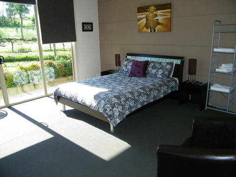 De\'Vine Escape - Holiday Cairns 6