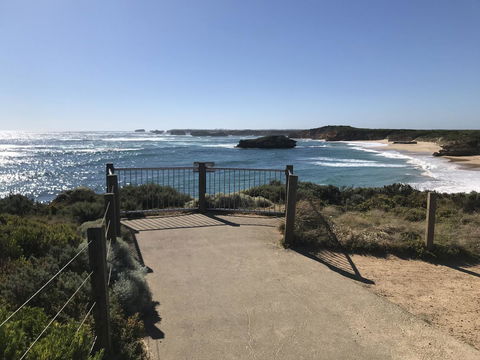 Sunsets On Martyrs Luxury Coastal Beach House Peterborough - Holiday Cairns 31