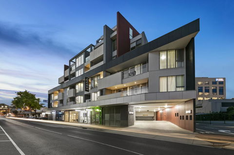 Quest Cheltenham - Holiday Cairns 9