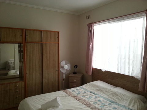 Beachcomber Holiday Units - Holiday Cairns 30