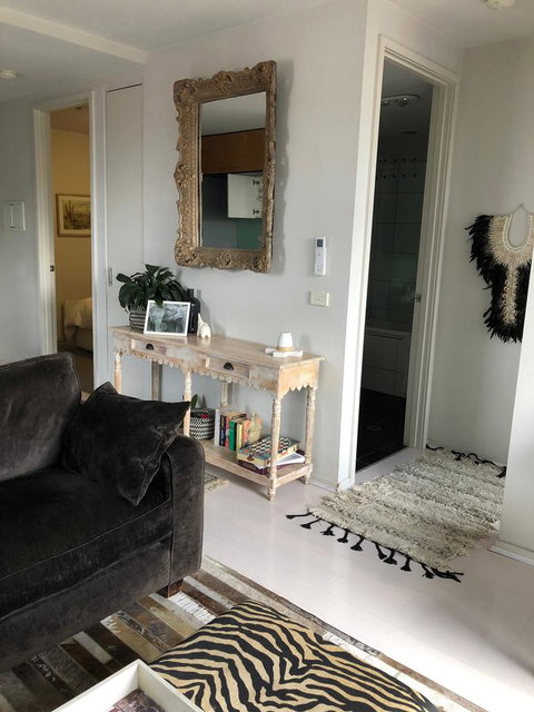 Vibe-Modern 2 Bed Apartment - Holiday Cairns 6
