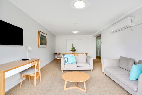 Aligned Corporate Residences Williamstown - Holiday Cairns 6