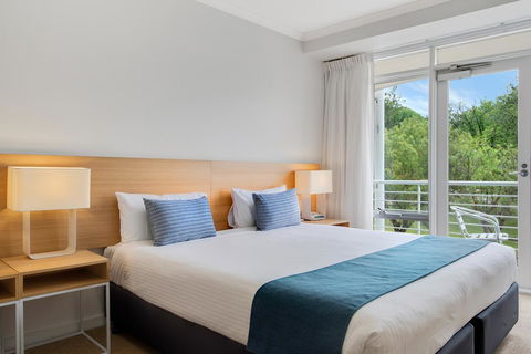 Aligned Corporate Residences Williamstown - Holiday Cairns 5