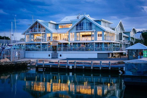 Aligned Corporate Residences Williamstown - Holiday Cairns 2
