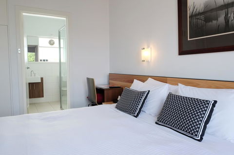 MAC South Yarra By Melbourne Apartment Collection - Holiday Cairns 18