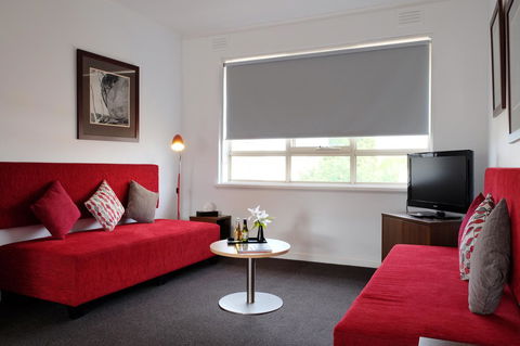 MAC South Yarra By Melbourne Apartment Collection - Holiday Cairns 9