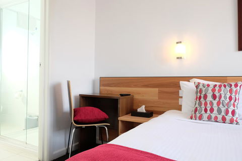 MAC South Yarra By Melbourne Apartment Collection - Holiday Cairns 13