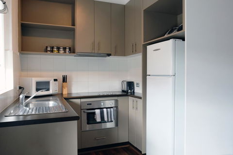 MAC South Yarra By Melbourne Apartment Collection - Holiday Cairns 5