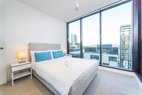 Pride Manor South Yarra - Holiday Cairns 3
