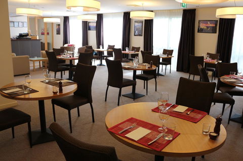 Bairnsdale International - Holiday Cairns 17