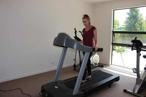 Bairnsdale International - Holiday Cairns 6