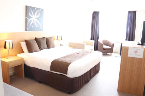 Bairnsdale International - Holiday Cairns 10