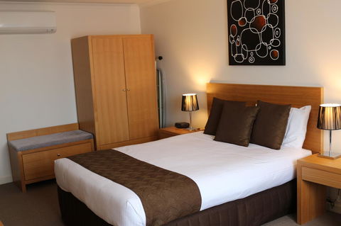 Bairnsdale International - Holiday Cairns 14