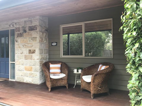 Two Truffles Cottages - Holiday Cairns 2