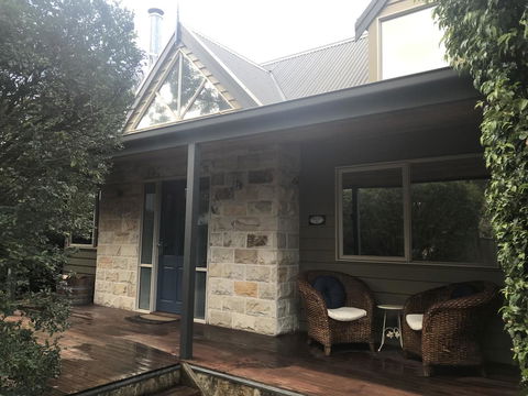 Two Truffles Cottages - Holiday Cairns 1