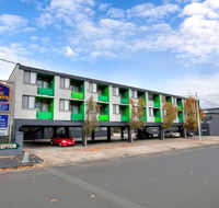 Melbourne's Princes Park Hotel - Holiday Cairns