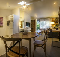 Bright Mystic Valley - Holiday Cairns