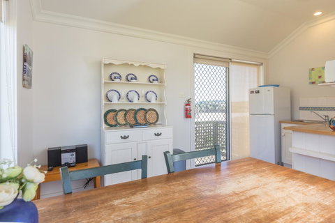 Cottages For Couples - Holiday Cairns 18