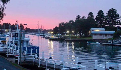 The Waterfront Apartment - Holiday Cairns 15