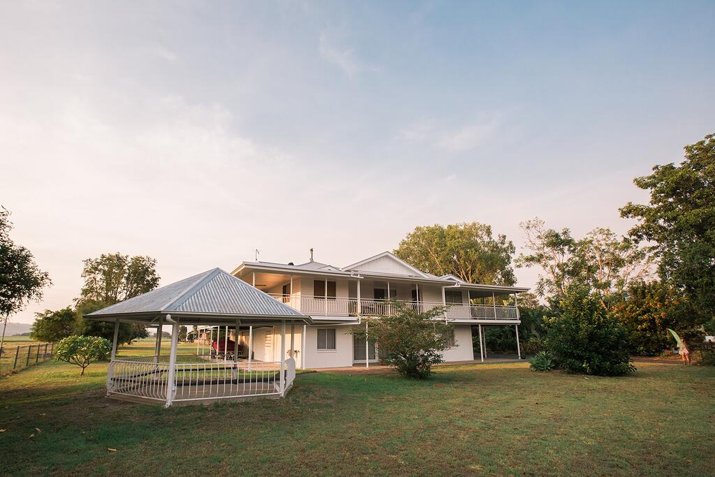 Tumbulgum NSW Holiday Cairns