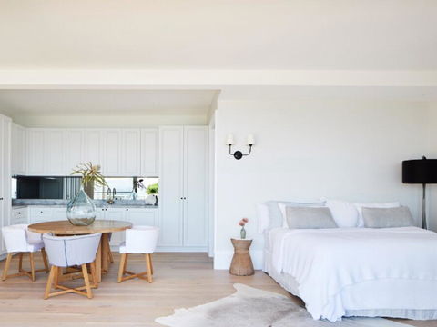 THE CAPE At Wategos - Lodging In Paradise - Holiday Cairns 2