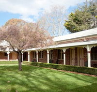 The Carrington Inn - Bungendore - Holiday Cairns