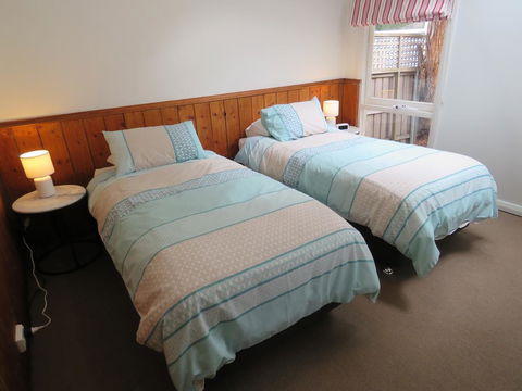 The Cottage South Hobart - Holiday Cairns 3