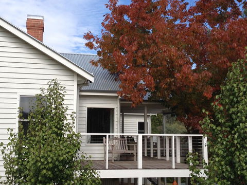 The Dacha - Holiday Cairns 1